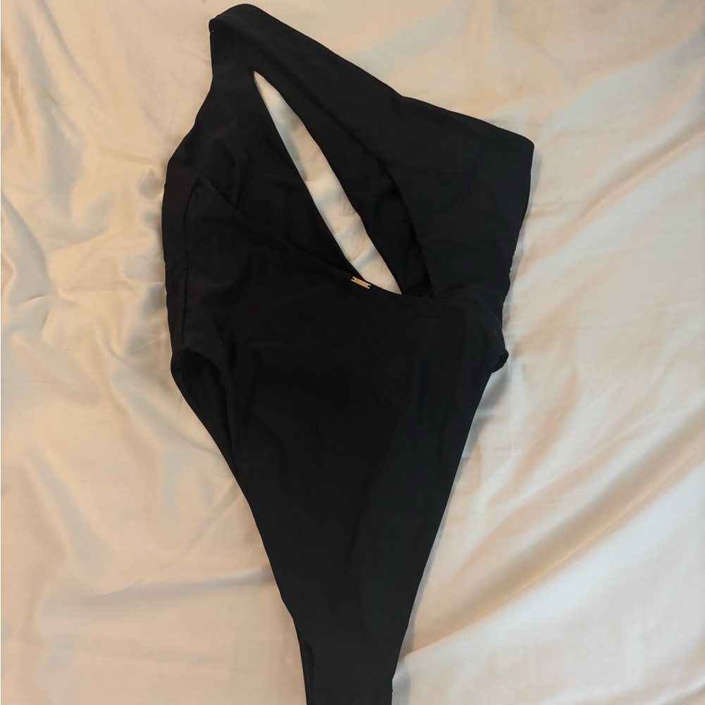 MBM Swim - Picture 4 of 5